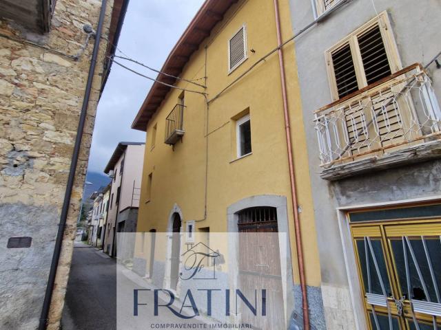 Casa Cielo Terra in vendita a Civitella del Tronto, Collebigliano