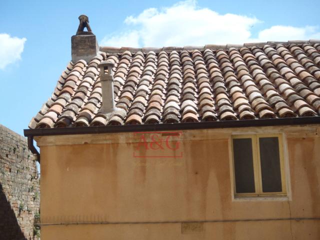 Casa cielo terra in vendita a Falerone, Centro