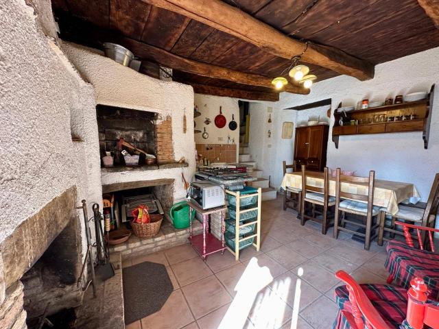 Casa Cielo Terra in vendita a L'Aquila, Sassa
