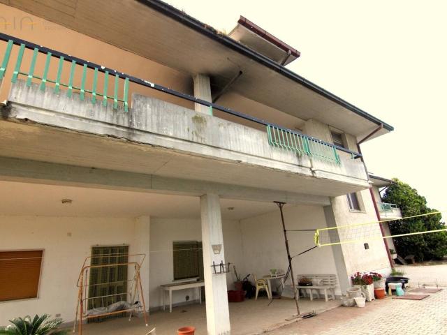 Casa cielo terra in vendita a Monsampolo del Tronto, Stella di Monsampolo