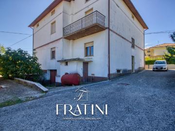 Casa Cielo Terra in vendita a Sant'Egidio alla Vibrata, Villa Mattoni