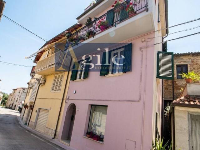 Casa Cielo Terra in vendita a Spinetoli, Pagliare
