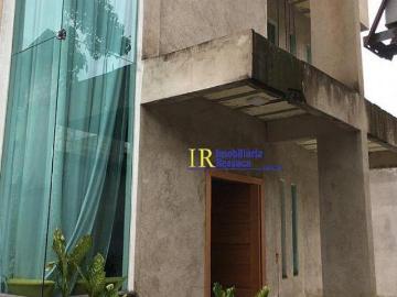CASA CINCO QUARTOS NO CABRAL!