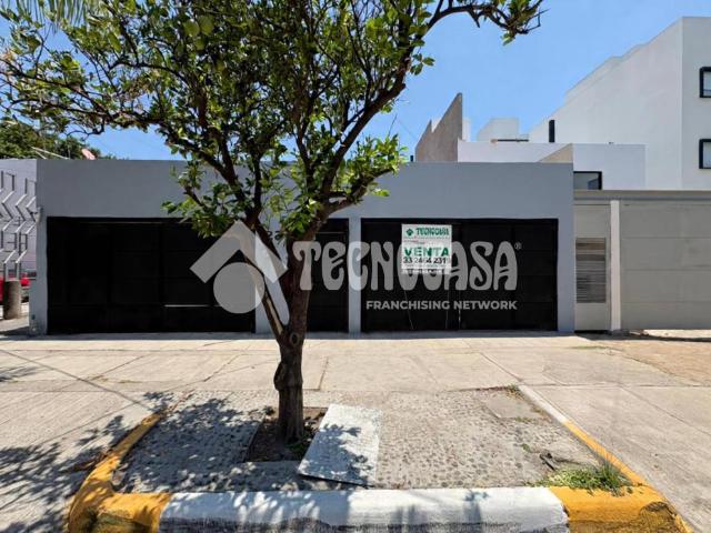 CASA COL. CHAPALITA SUR