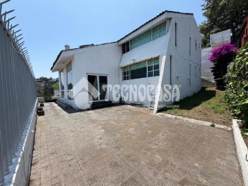 CASA COL. LOMAS DE LAS AGUILAS