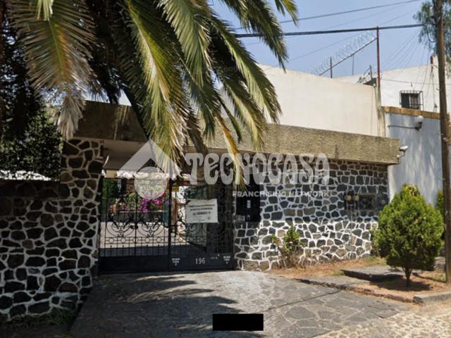 CASA COL. LOMAS ESTRELLA