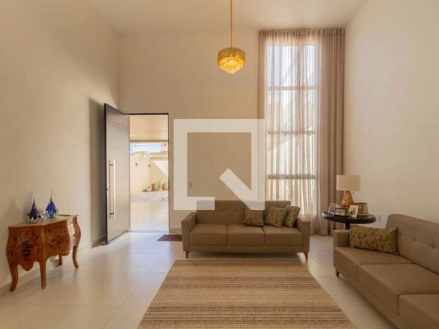 Casa, Colônia Agrícola Samambaia, 4 Quartos, 200 m2 Brasília