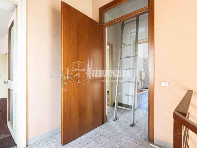 Appartamento in vendita a Anzano Del Parco