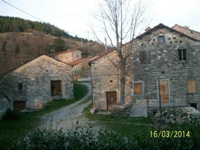 Casa colonica in vendita a Badia Tedalda