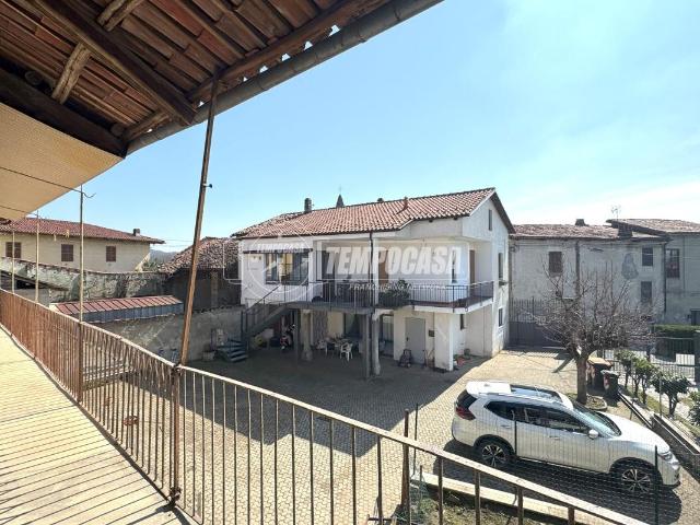 Casa colonica in vendita a Cuceglio