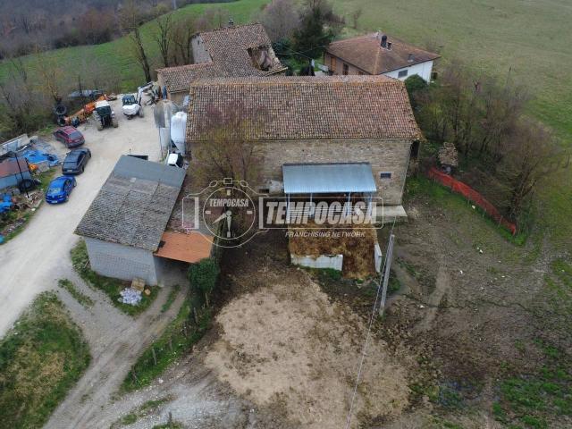 Casa colonica in vendita a Grizzana Morandi