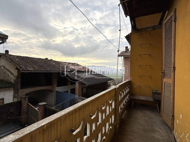 Casa colonica in vendita a Settimo Rottaro