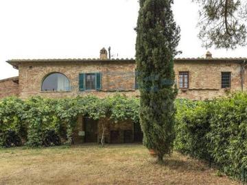 Casa colonica in vendita a Siena