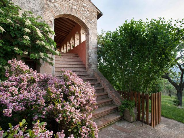 Casa colonica sulle colline di Trevi 800m² Trevi