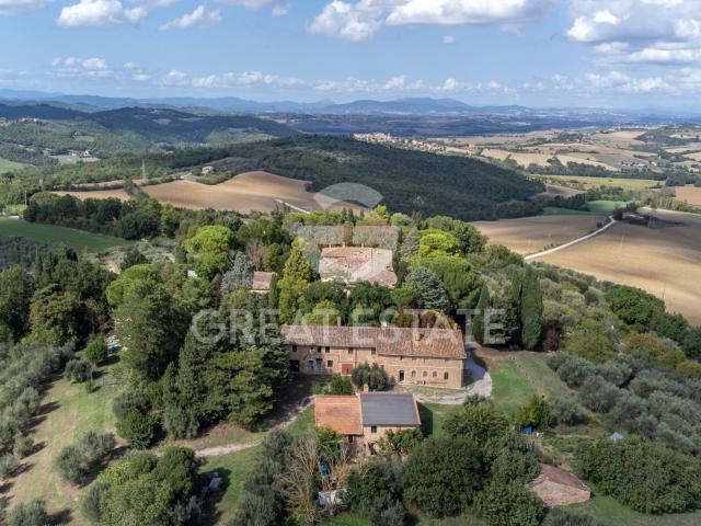 Casa Colonica San Fortunato 749m² Marsciano