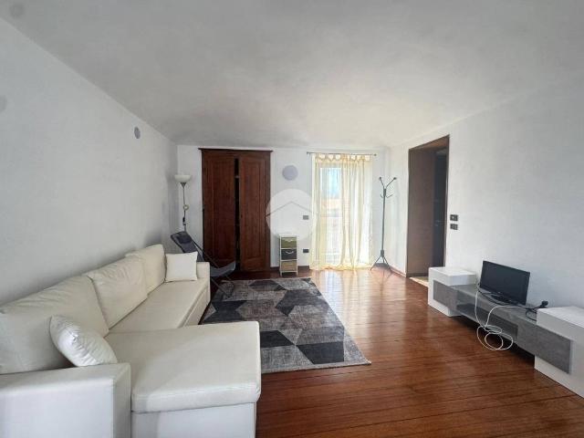 Casa colonica via dei Partigiani 5, Centro, Cossato