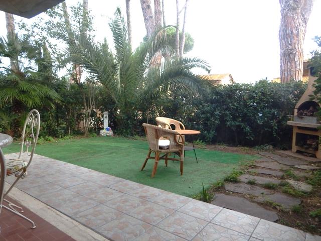 CASA COLLODI trilocale con loggiato e giardino RIF. MC16