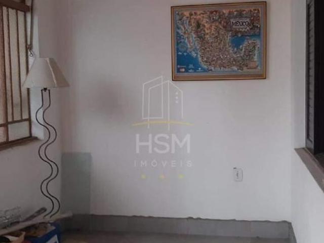 Casa com 4 Moradias no Mesmo Terreno e Renda Mensal: Excelente Oportunidade de I