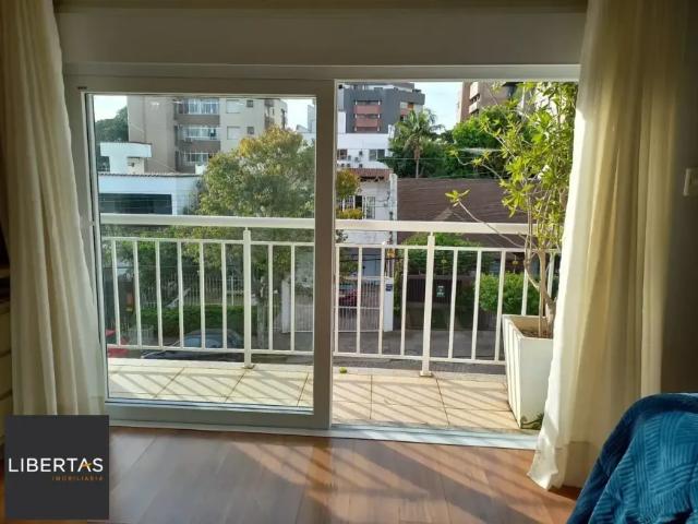 Casa com 4 dormitórios no Bairro Chácara das Pedras