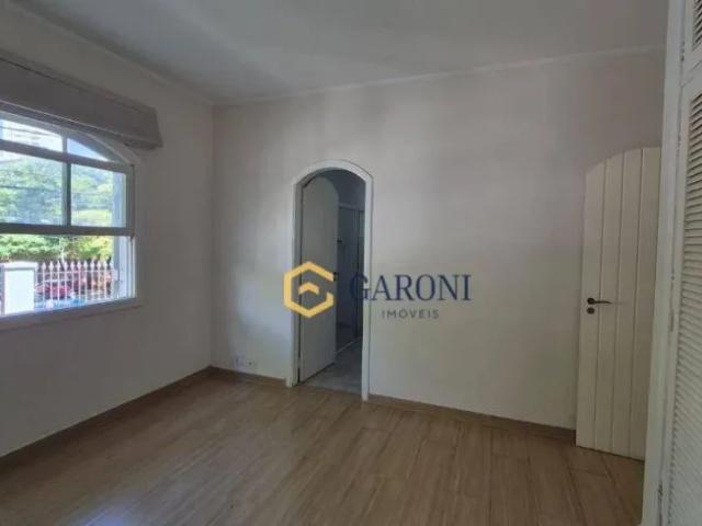 Casa com 4 dormitórios, piscina e quintal para alugar 327 m² Alto de Pinheiros SP