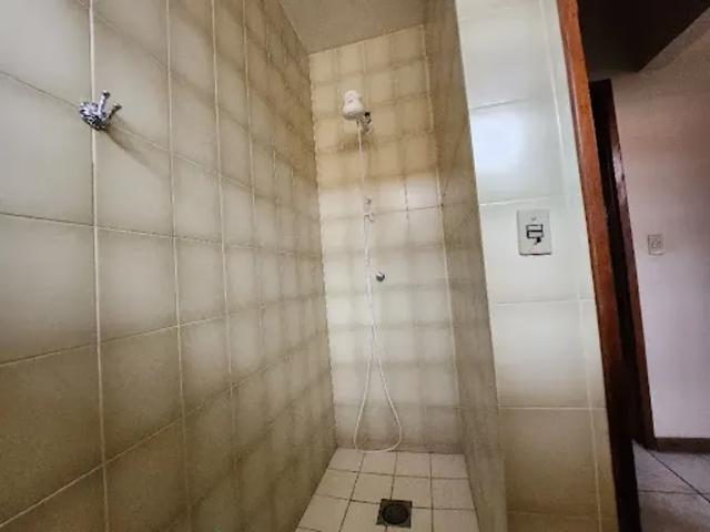 Casa com 4 dormitórios à venda, 160 m² por R$ 450.000,00 Jardim Aeroporto Marília/SP