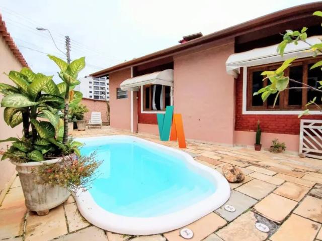 Casa com 4 dormitórios à venda, 249 m² por R$ 1.690.000,00 Martim de Sá Caraguatatuba/SP