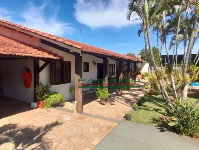 Casa com 4 dormitórios à venda, 276 m² por R$ 1.300.000,00 Centro Cravinhos/SP