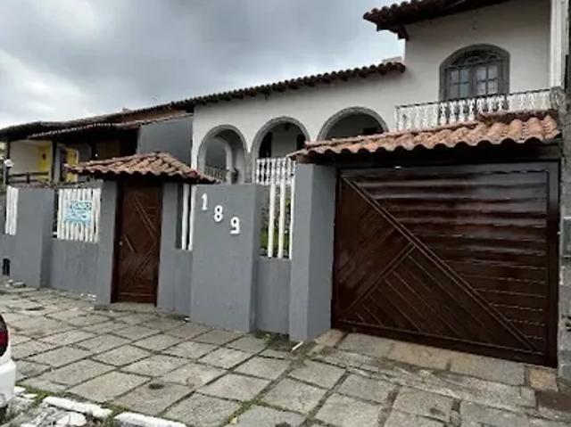 Casa com 4 dormitórios à venda, 290 m² por R$ 1.100.000,00 Imbetiba Macaé/RJ