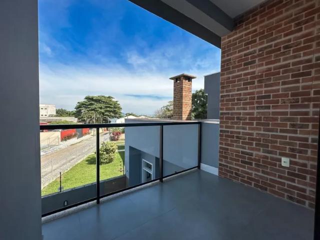 Casa com 4 dormitórios à venda, 295 m² por R$ 2.500.000 Praia de Armação do Itapocorói Penha/SC
