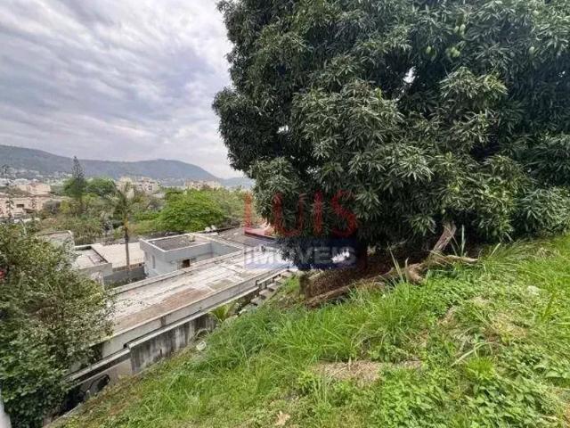 Linda casa e terreno em 800 mts em São Francisco dentro de Associação