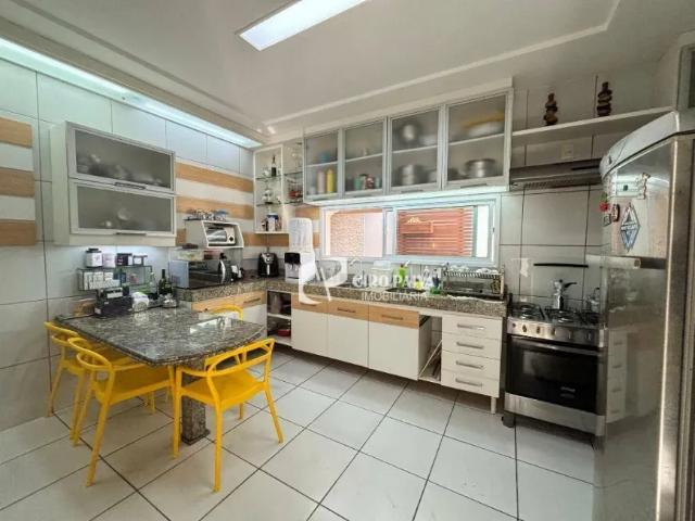 Casa, 300 m² venda por R$ 1.200.000,00 ou aluguel por R$ 9.141,12/mês Cambeba Fortaleza/CE