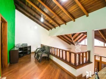 Casa com 4 dormitórios no Chácara das pedras!