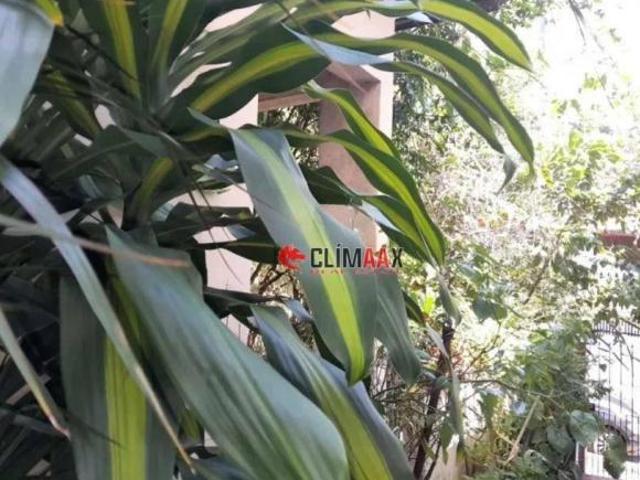 Casa em Vila Ipojuca com 108m² construídos e 282m² de terreno 4 dormitórios