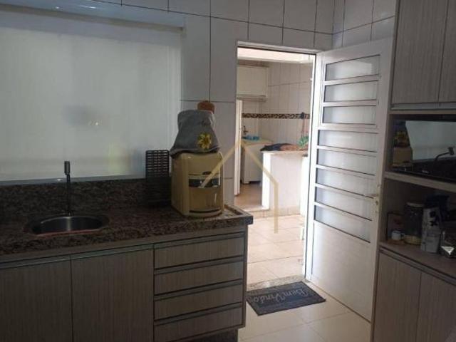 Casa com 4 dormitórios à venda, 180 m² por R$ 695.000 Jardim Residencial Ravagnani Sumaré/SP