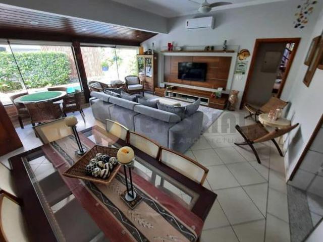 Casa com 4 dormitórios à venda, 217 m² por R$ 2.500.000,00 Praia do Paúba São Sebastião/SP