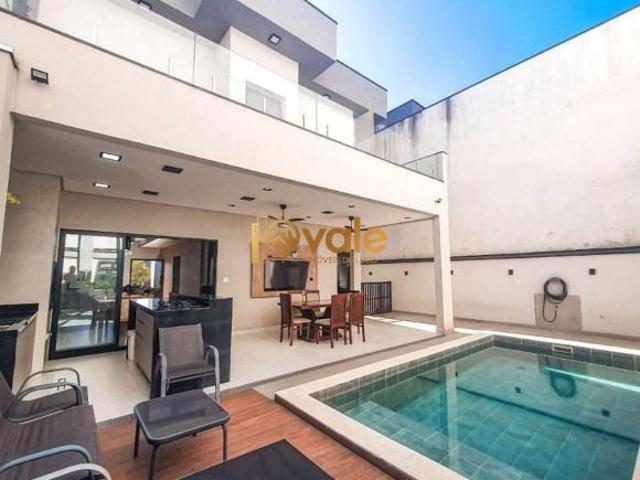 Casa à venda 4 quartos Vivva Residencial Clube mobiliada