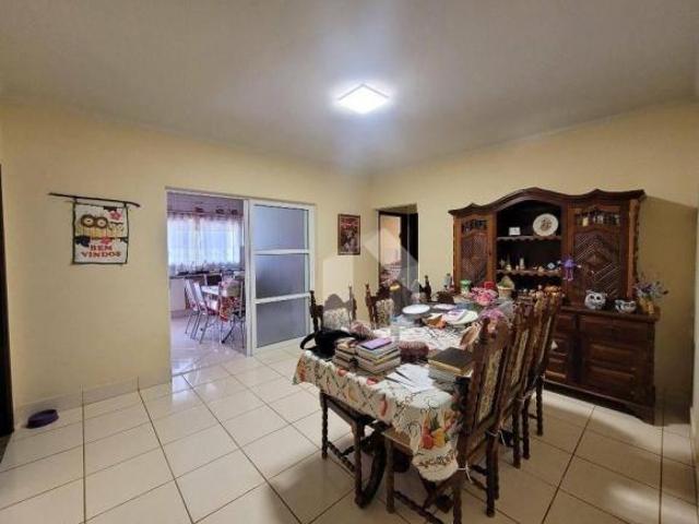 Casa com 4 dormitórios à venda, 244 m² por R$ 1.430.000,00 Jardim dos Estados Poços de Caldas/MG