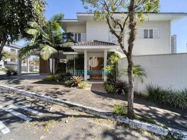 Casa com 4 dormitórios à venda, 240 m² por R$ 2.130.000,00 Urbanova São José