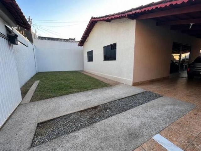 Casa à venda, 250 m² por R$ 619.000,00 Jardim Balneário Meia Ponte Goiânia/GO