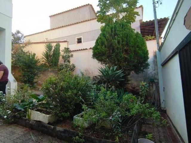 Casa com 4 dormitórios à venda, 280 m² por R$ 800.000 Mar de Espanha Mar de Espanha/MG
