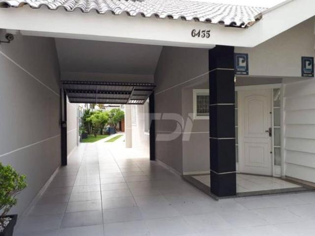 Casa com 4 dormitórios à venda, 283 m² por R$ 1.980.000,00 Capão Raso Curitiba/PR