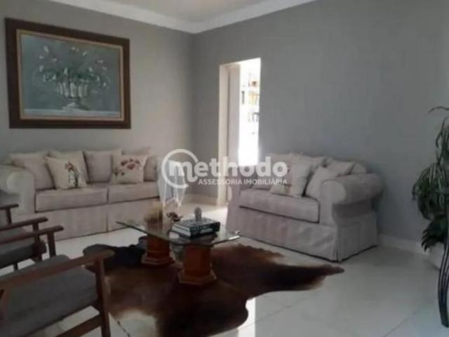 Casa com 4 dormitórios à venda, 327 m² por R$ 1.850.000,00 Parque São Quirino Campinas/SP