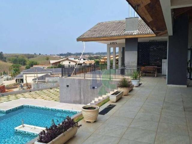 Casa com 4 dormitórios à venda, 329 m² por R$ 1.700.000 Vale dos Lagos Jacareí/SP