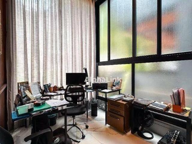 Casa com 4 dormitórios à venda, 335 m² em Alphaville Santana de Parnaíba/SP