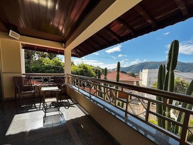 Casa com 4 dormitórios à venda, 330 m² por R$ 1.900.000,00 Jardim Del Rey Poços de Caldas/MG