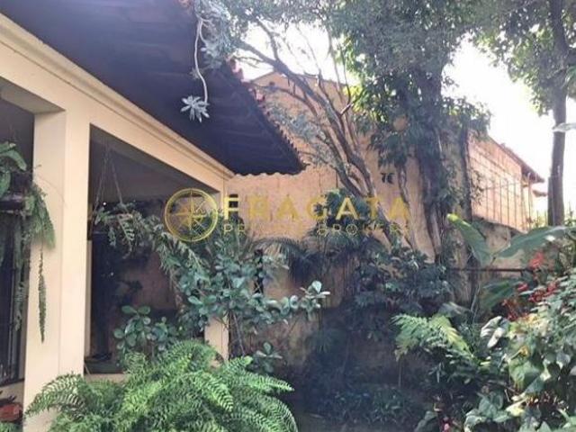 Casa com 4 dormitórios à venda, 330 m² Pacaembu São Paulo/SP