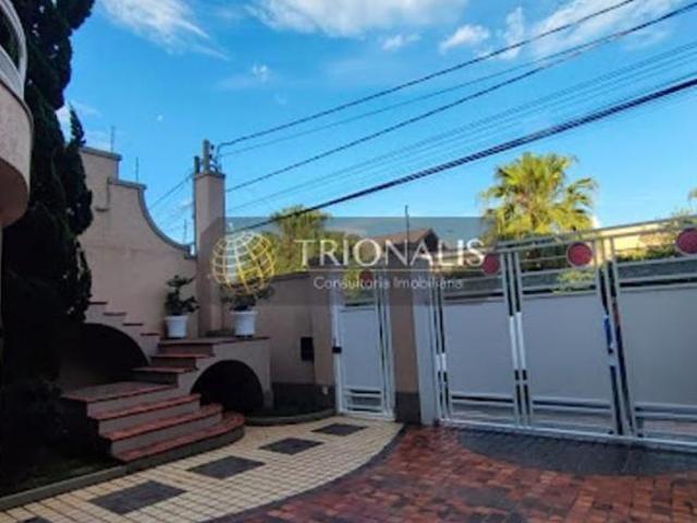 Casa com 4 dormitórios à venda, 365 m² por R$ 1.900.000,00 Vila Petrópolis Atibaia/SP