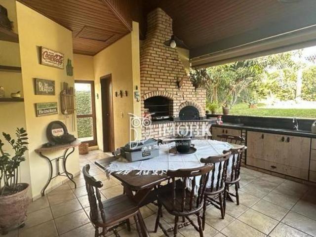 Casa com 4 dormitórios à venda, 390 m² por R$ 2.300.000,00 Jundiaí Mirim Jundiaí/SP