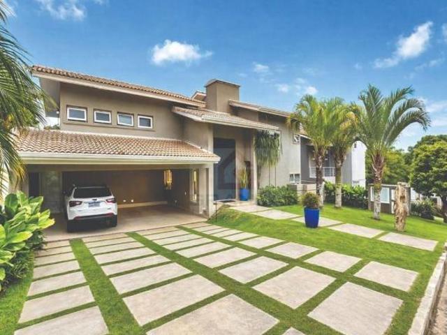 Casa com 4 dormitórios à venda, 463 m² por R$ 4.690.000,00 Granja Viana Embu das Artes/SP