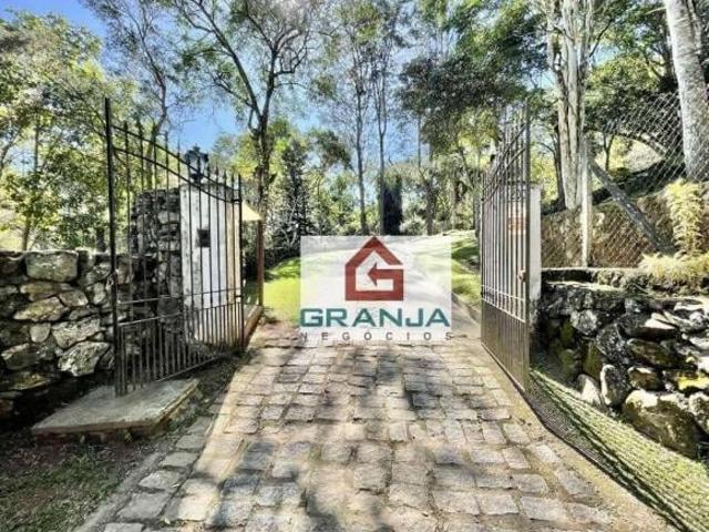 Casa com 4 dormitórios à venda, 478 m² por R$ 1.570.000,00 Vila Real Moinho Velho Embu das Artes